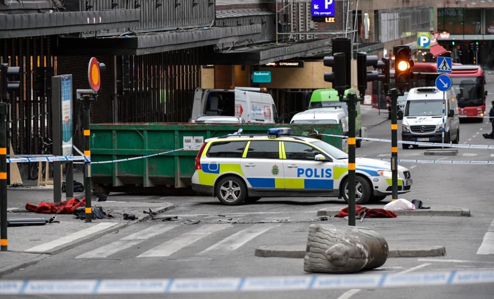 Napad u Stockholmu: u kamionu pronađena sumnjiva naprava