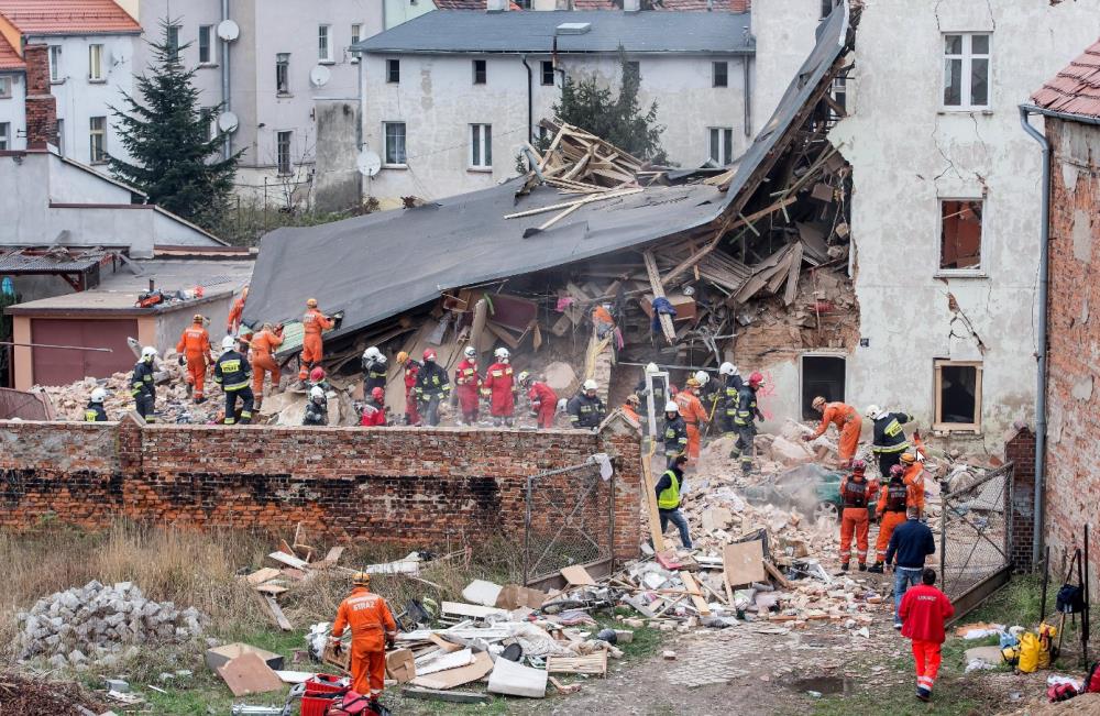 Najmanje petero mrtvih u rušenju zgrade u Poljskoj