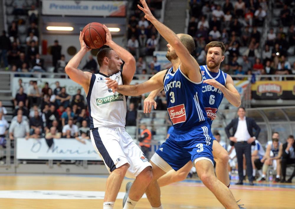 PH košarkaša: Zadar - Cibona 68-56, odlučuje majstorica