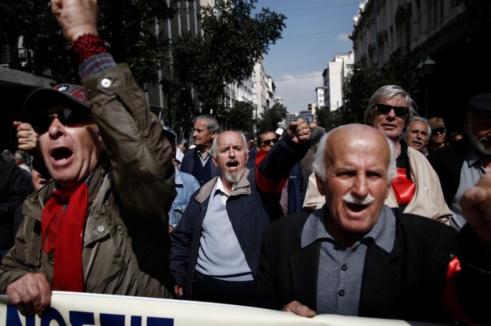 Grčka: prosvjedi i štrajk protiv novih mjera štednje