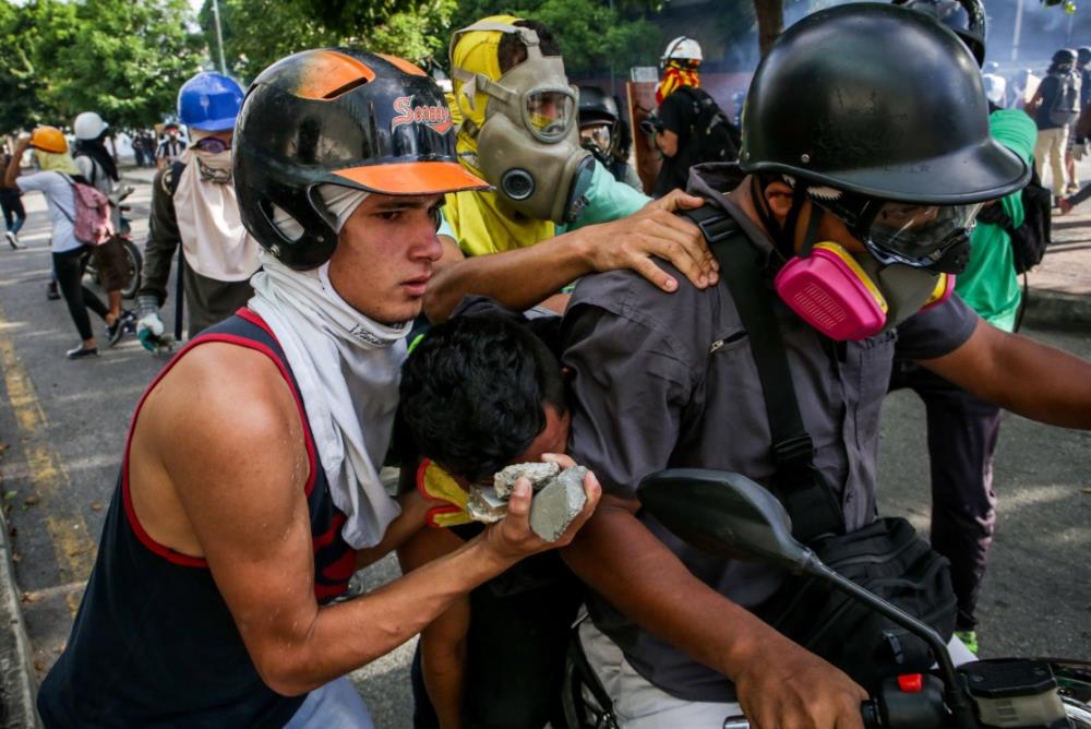 Venezuela: više od 200 tisuća prosvjednika protiv Madura
