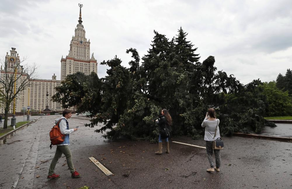 Moskva: U oluji 13 smrtno stradalih