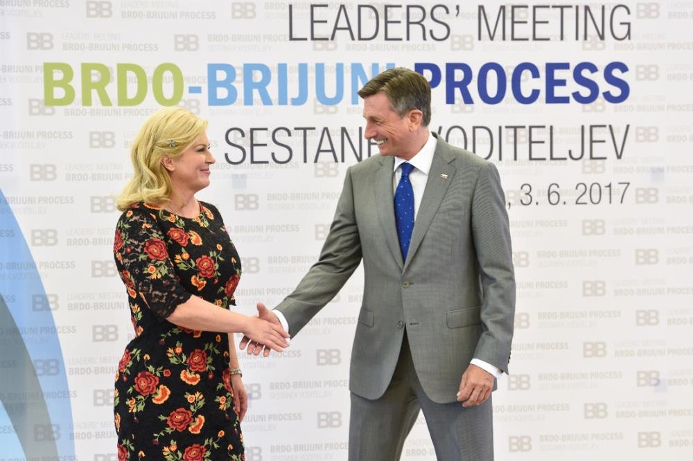 Grabar-Kitarović doputovala na predsjednički summit u Sloveniji