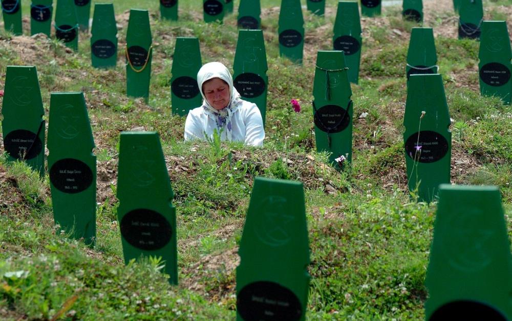 "Maršom mira" počelo obilježavanje 22. obljetnice genocida nad Bošnjacima