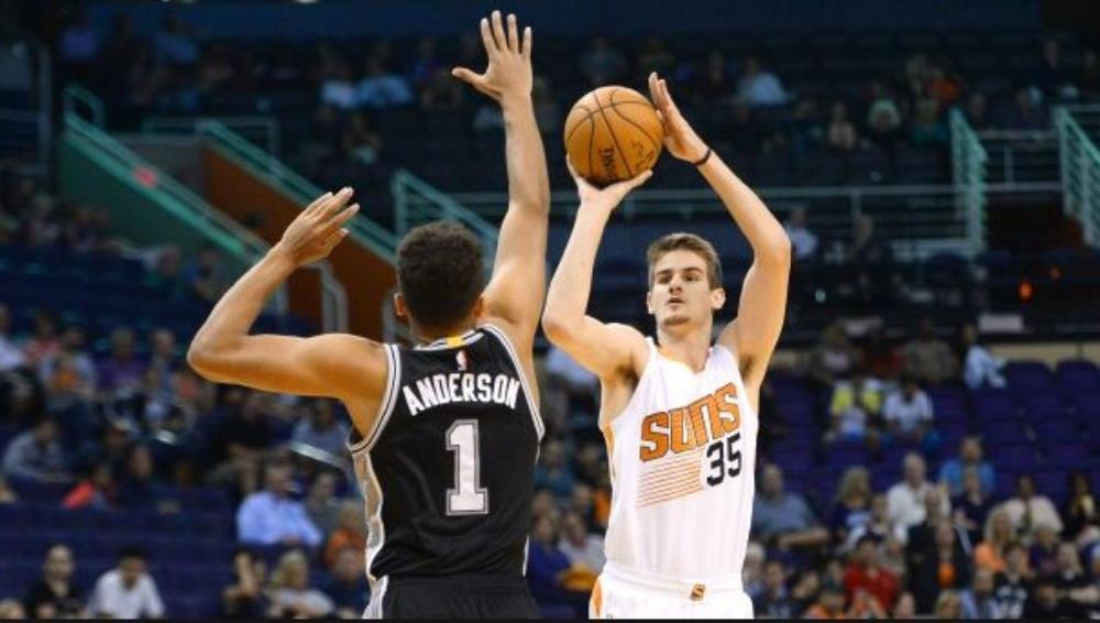 NBA: Bender 11 koševa u pobjedi Sunsa, Zubac 5 u porazu Lakersa