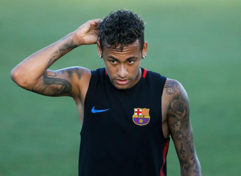 Neymar objavio suigračima da odlazi iz Barcelone