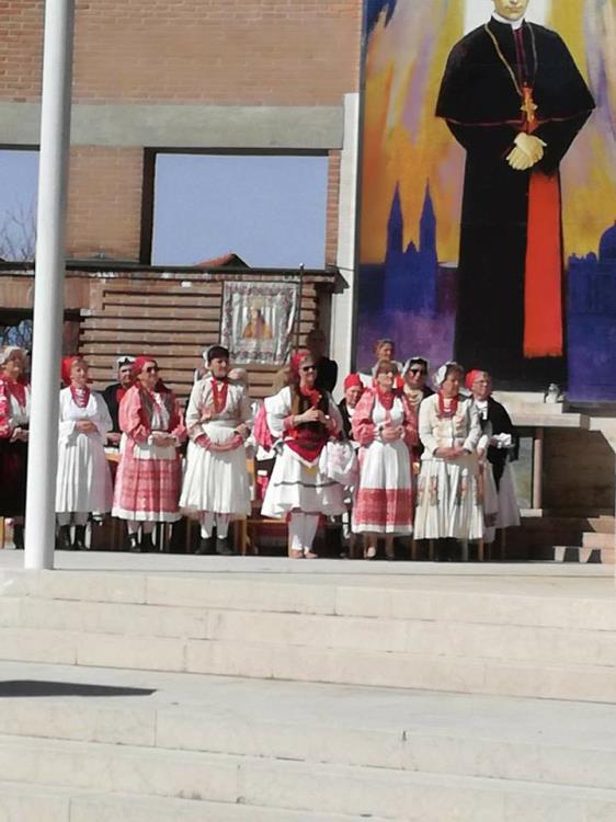 Sesvećanke iz "Hrvatske žene" na hodoćašću u Mariji Bistrici