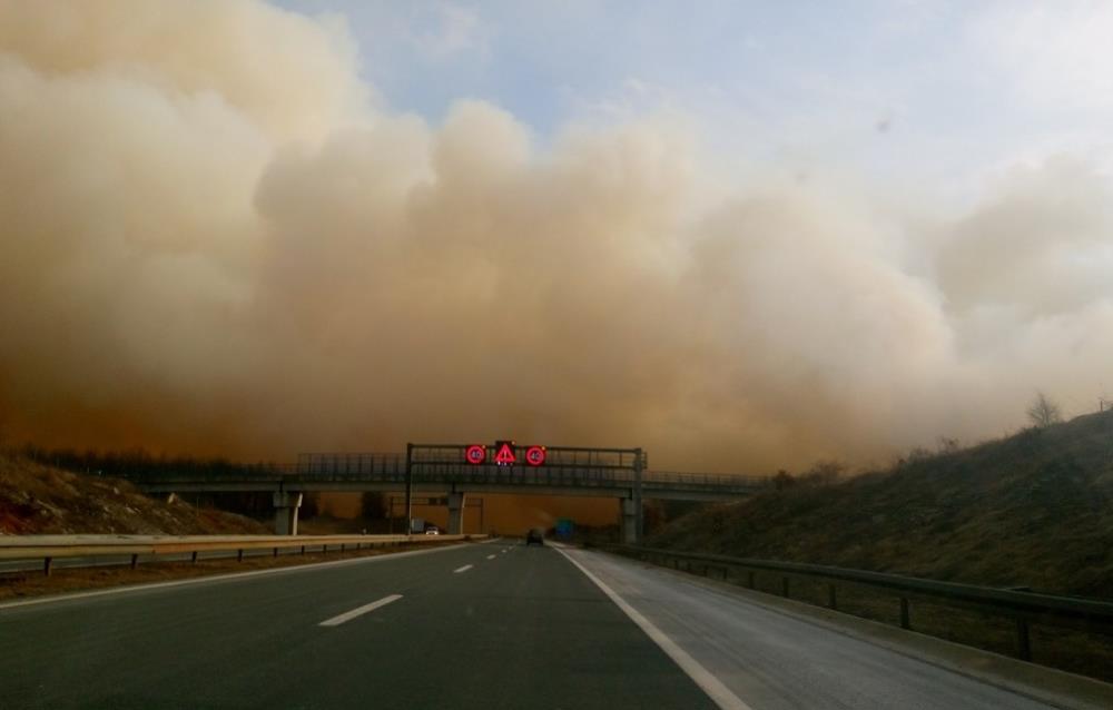 HAK: Zbog požara zatvorena A1 između Zadra i Šibenika