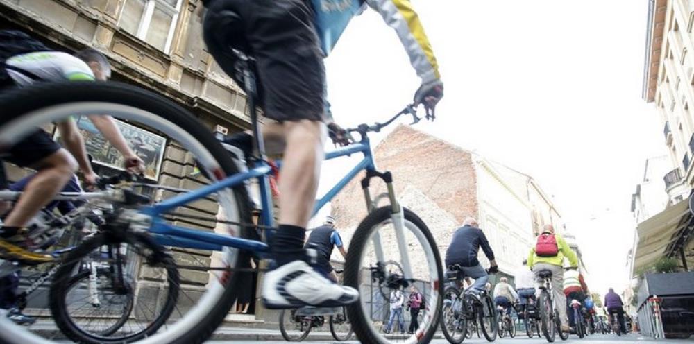 Grad želi bicikliste na kolniku u užem centru!
