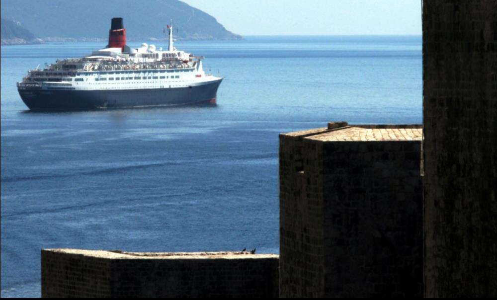 Gomile turista prijete kulturnom opstanku gradova poput Dubrovnika -BBC