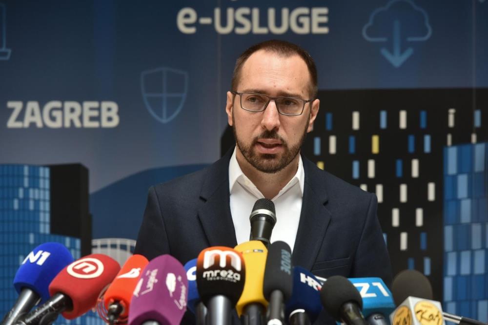Tomašević najavio skoro potpuno rješenje problema odvoza glomaznog otpada