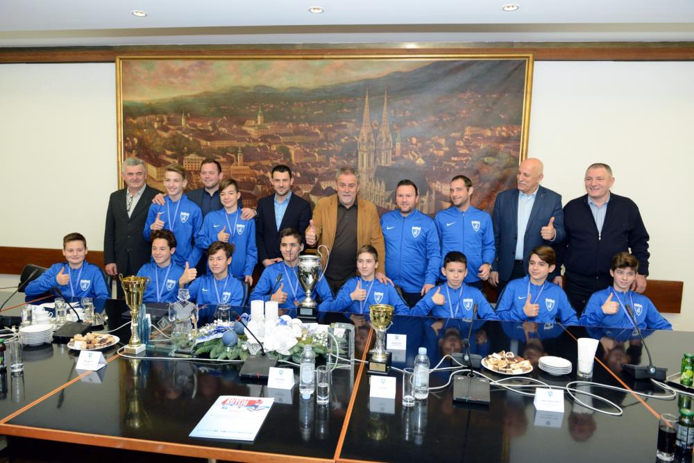 Gradonačelnik primio igrače i vodstvo MNK Futsal Dinamo