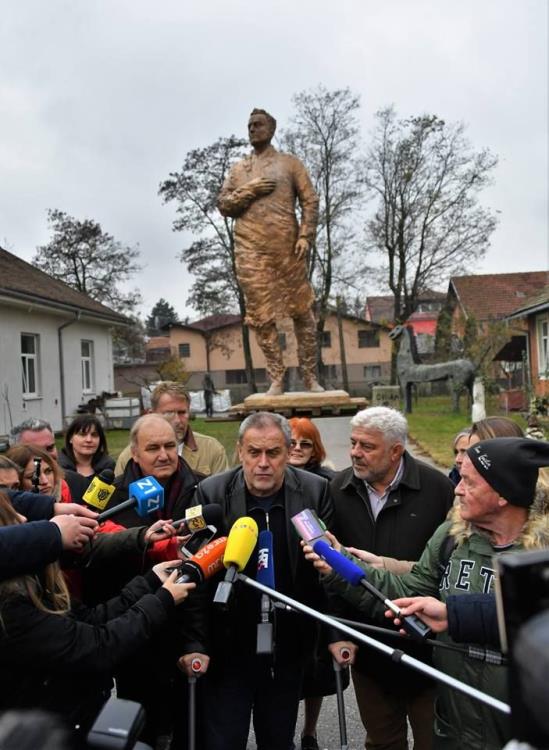 Predstavljen spomenik dr. Franje Tuđmana u ljevaonici Ujević