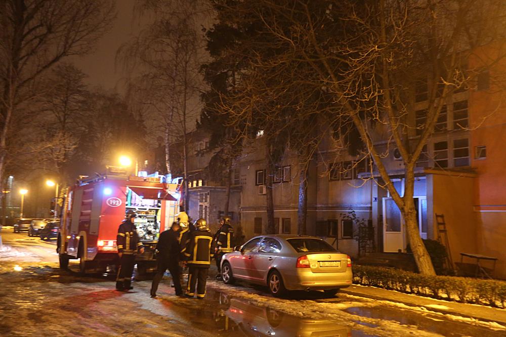 U požaru u Folnegovićevu naselju ozlijeđena jedna osoba