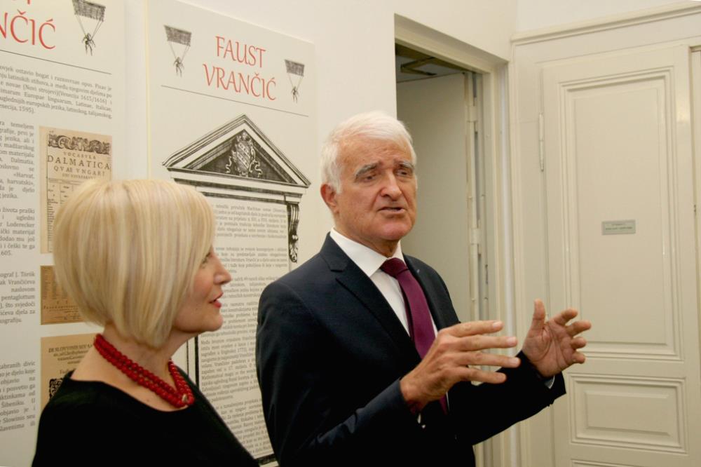 Otvorena izložba "Tragovima Fausta Vrančića"