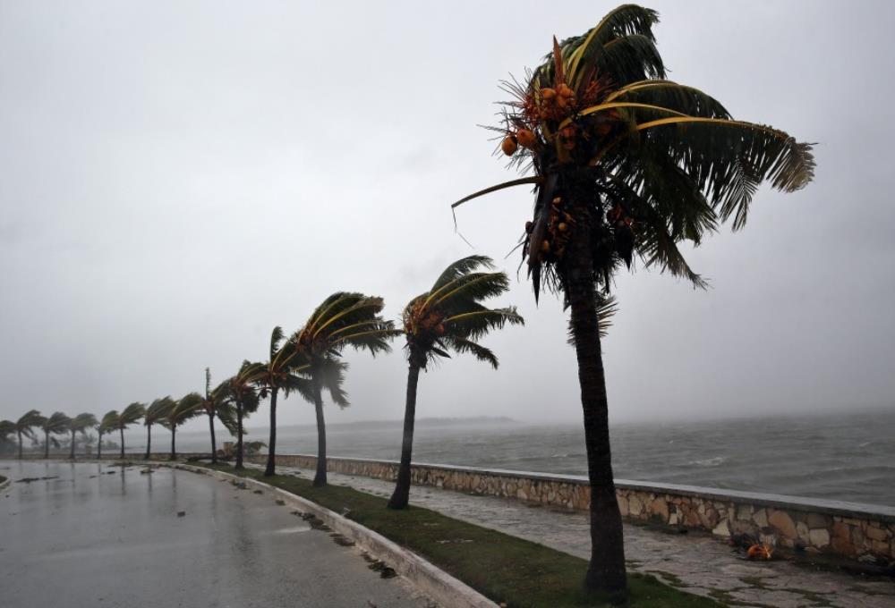 Irma stigla do Floride