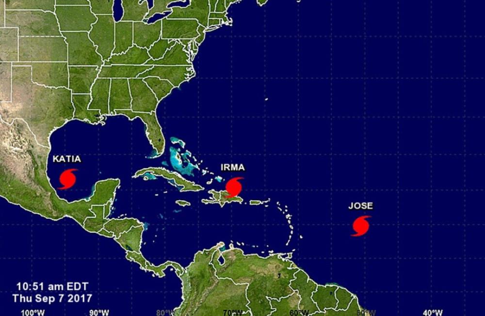 (Video) Uragan stoljeća, Irma usmrtio 10 ljudi, prijeti Floridi velikom žestinom