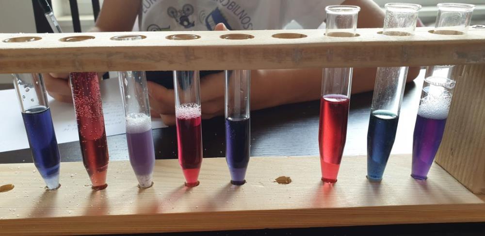 Bioteka zanimljivim pokusima kod djece razvija ljubav prema znanosti