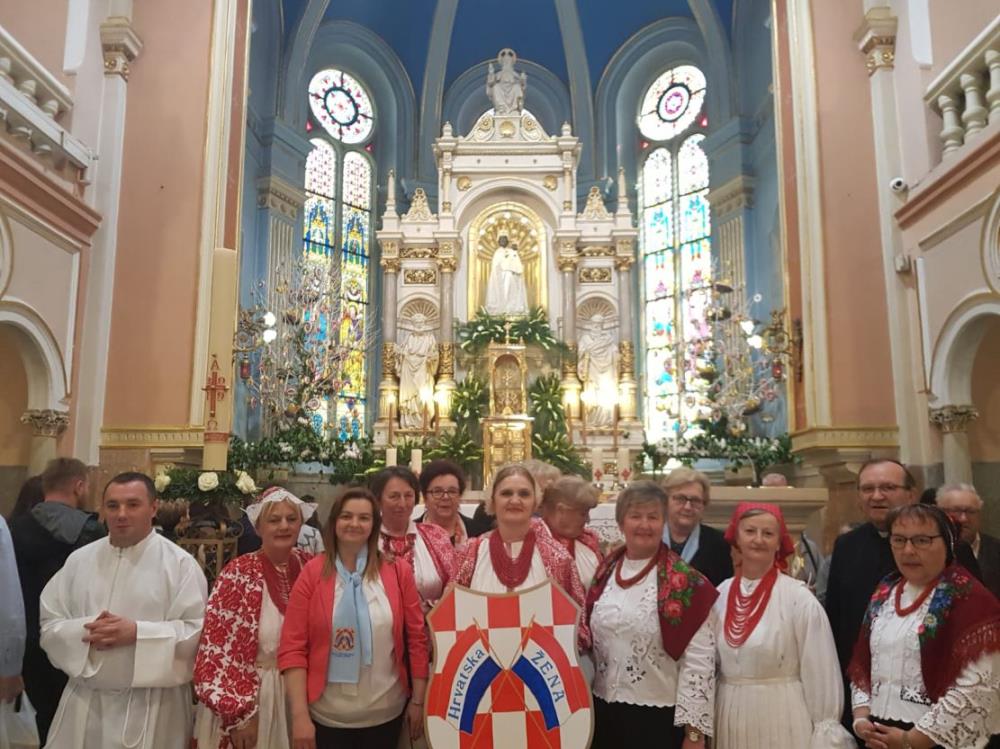 Članice Hrvatske žene, organizacije Sesvete na Uskrsni ponedjeljak u Mariji Bistrici