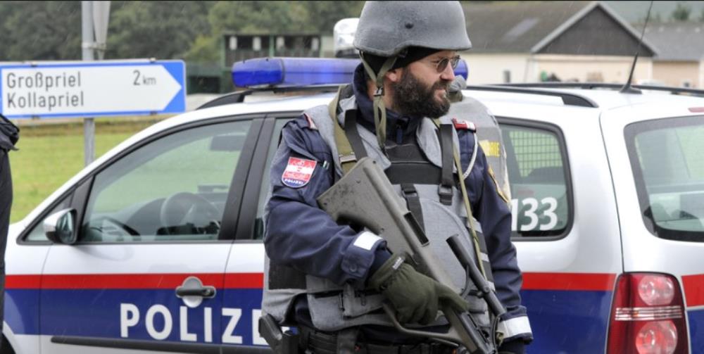 Austrija prijeti zatvaranjem granca prema Italiji i osuđuje nevladine organizacije