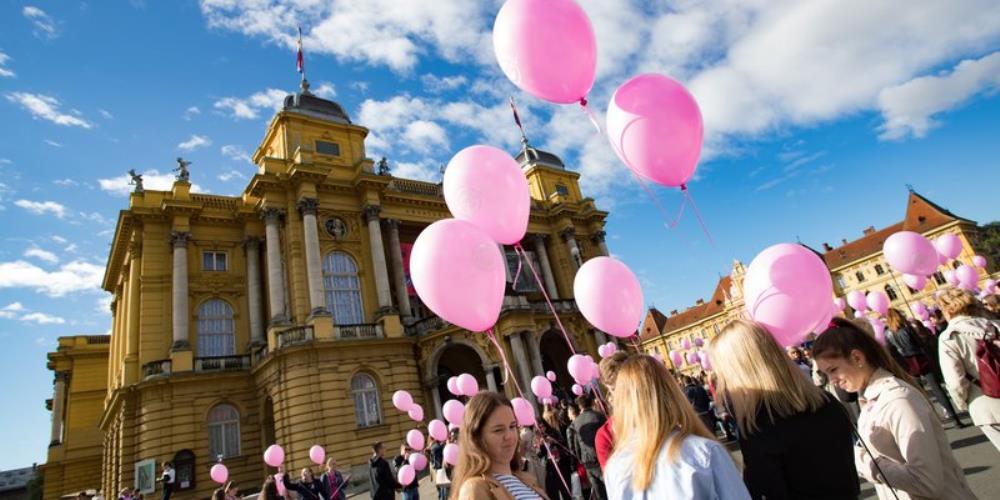 Ružičasta povorka podrške oboljelima od raka dojke prošetala gradom