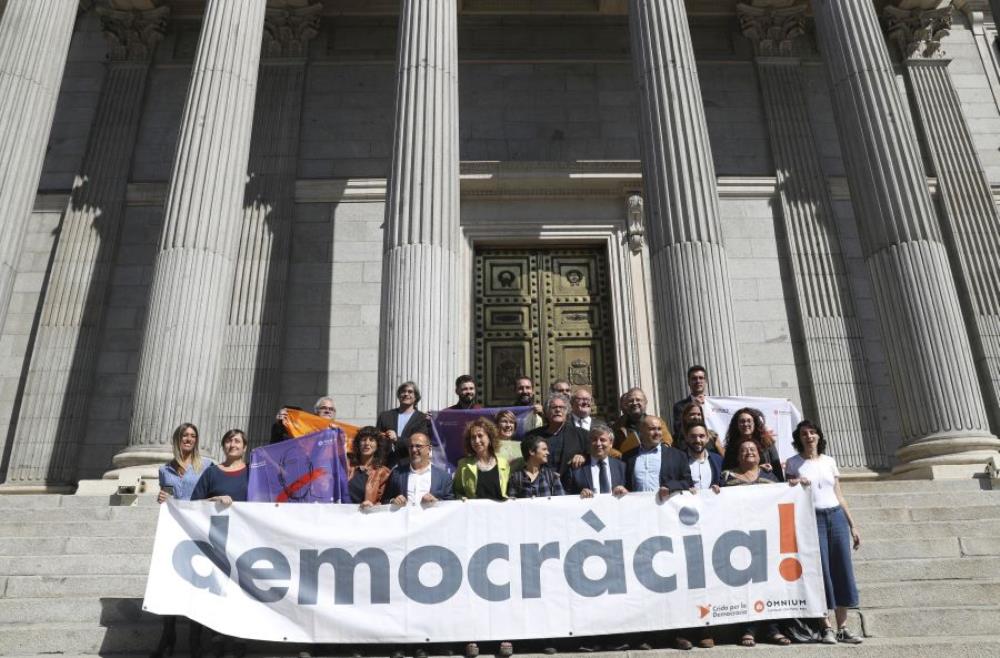 Katalonija: studenti na ulicama, gradonačelnica Barcelone poziva EK da posreduje