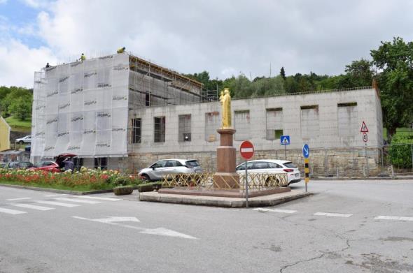 Radovi na obnovi društvenog doma Čučerje dobro napreduju, gradilište posjetio i Tomašević