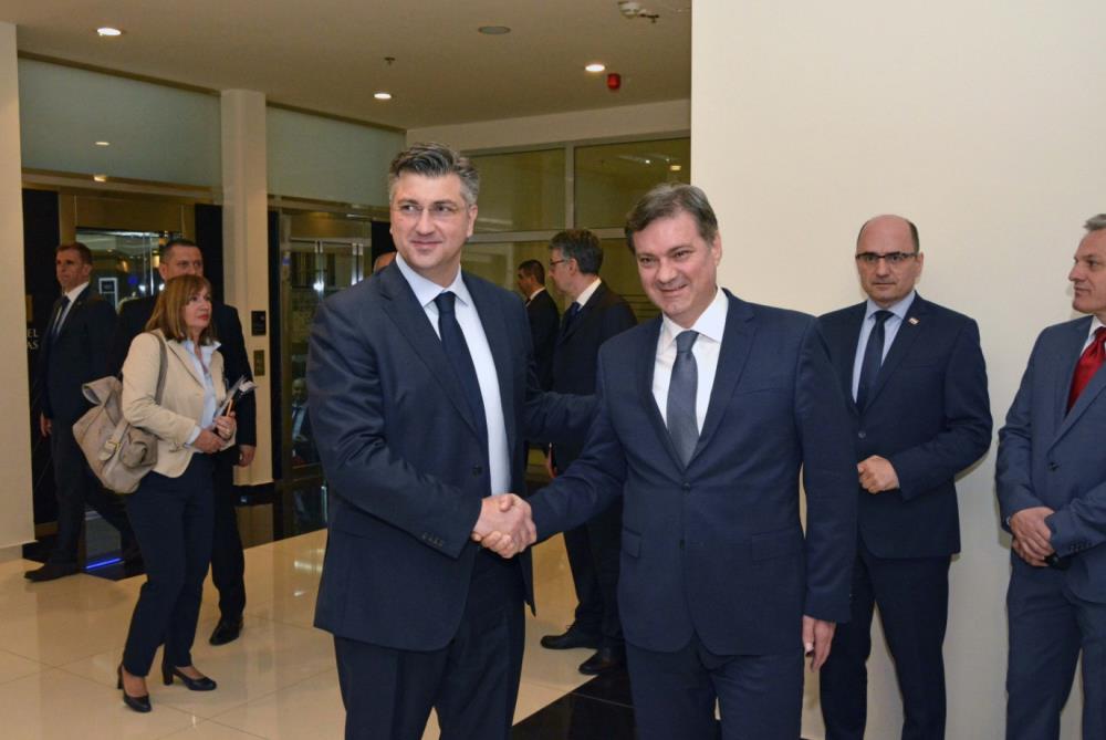 Plenković i Zvizdić dogovorili jačanje odnosa i zajedničku sjednicu vlada