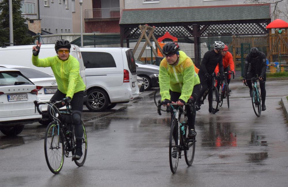 Kiša nije priječila bicikliste na "Sesvetskom proljeću"  u organizaciji "Breveta"