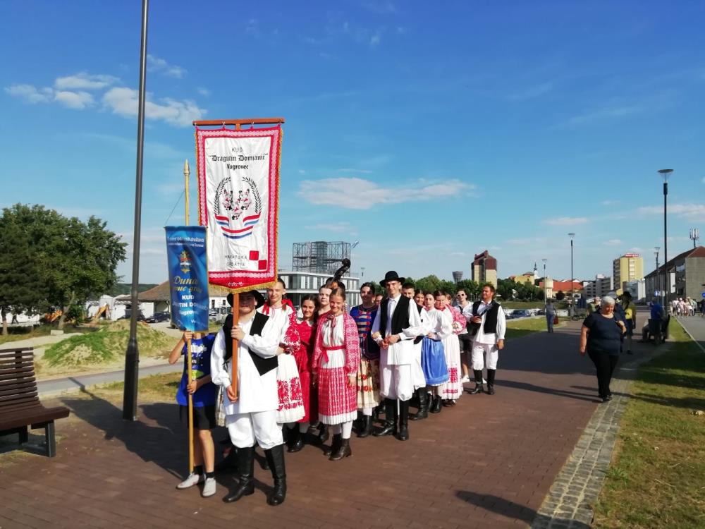 Vugrovčani na međunarodnom Danu Dunava u Vukovaru